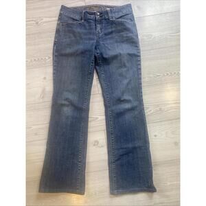 Limited Edition GAP Jeans Size 6 L Bootcut Medium Blue Wash